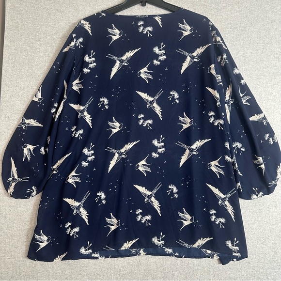 Como Black Hummingbird Blouse Plus 3X Navy White 3/4 Bishop Sleeve Flowy Sheer - Picture 3 of 11